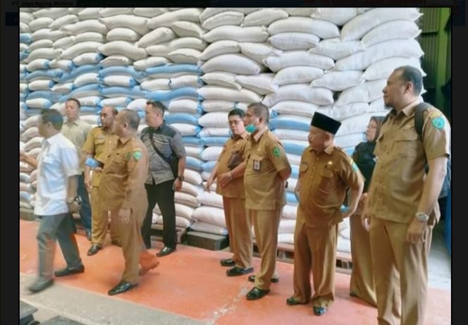 
					Pemko Padangsidimpuan Monitoring Ketersediaan Pangan Di Kantor Bulog