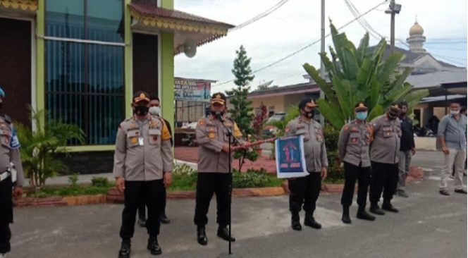 
					Kapolres Batubara Melepas Bansos Terdampak Covid 19