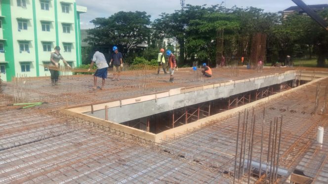 
					Pelanggaran Instruksi Menteri PUPR (PROKES) pada salah satu pembangunan rusunawa