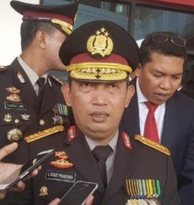 
					Ketua Umum FWB Indonesia Dukung Komjenpol Listyo Sigit Jadi Kapolri