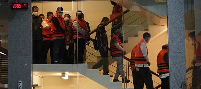 
					Vaksinasi Tahanan Agar Seluruh Pihak Di Lingkungan KPK Terlindungi