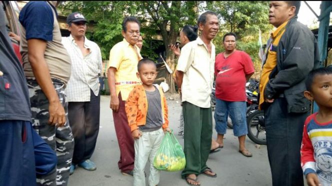 
					Bocah Lucu Tersesat di Bawah Tol Denai
