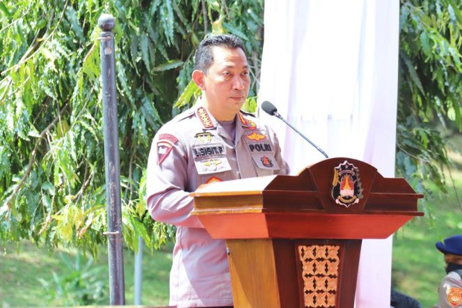 
					Ket foto: Kapolri Jenderal Polisi Listyo Sigit Prabowo membuka rapat kerja teknis (rakernis) Lembaga Pendidikan dan Pelatihan (Lemdiklat) Polri di Semarang, Jawa Tengah, Kamis (25/3/2021).