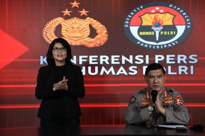 
					Ket foto: Kabag Penum Divisi Humas Polri, Kombes Ahmad Ramadhan di Mabes Polri, Jakarta Selatan, Rabu (17/3/2021).