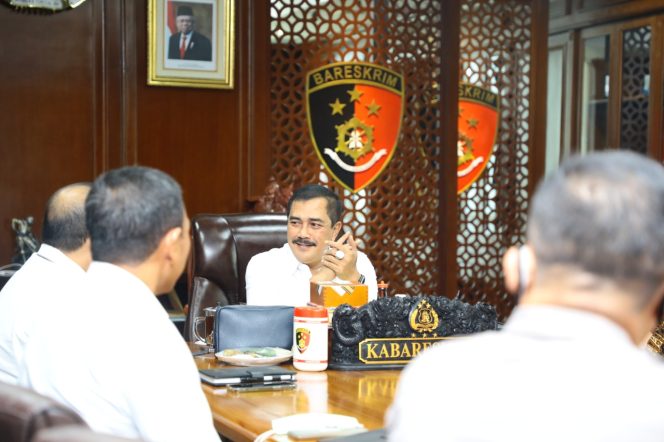 
					Kasus Unlawful Killing 4 Laskar FPI, Kabareskrim Sudah Kantongi Bukti