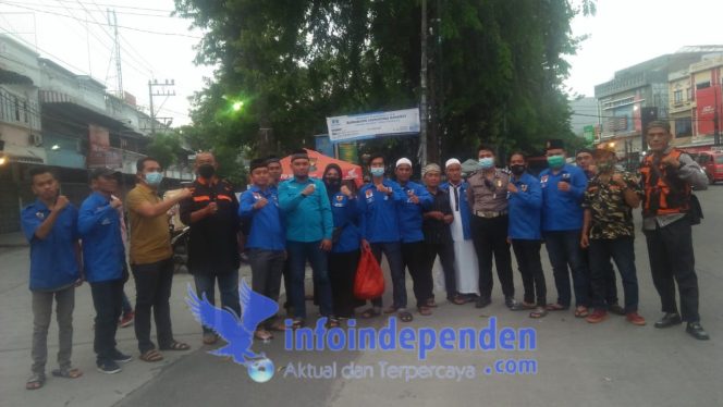 
					DPK KNPI Medan Timur Berbagi Takjil Dan Buka Bersama Dengan BKM Dan Irsansi Mesjid Al-Hidayah