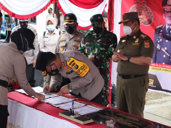 
					Kapolda Sumut Resmikan Pembentukan 5 Polsek Baru