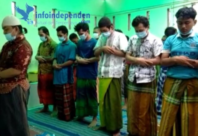 
					Tahanan Polsek Medan Baru Sholat Jum’at Bersama