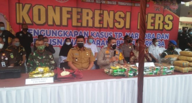 
					Polrestabes Medan Deklarasi Tolak Narkoba dan Pemusnahan Barang Bukti Narkoba