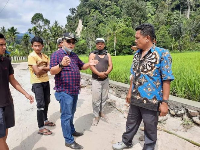 
					Jalan Kampuang Pasia Jorong Pasar Palupuh- Jorong Lurah Dalam Nagari Pasia Laweh Dibangun