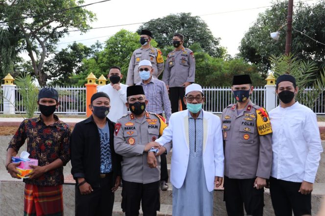 
					Jelang Lebaran,Kapoldasu Silaturahim ke Ponpes Al-Kautsar Al-Akbar