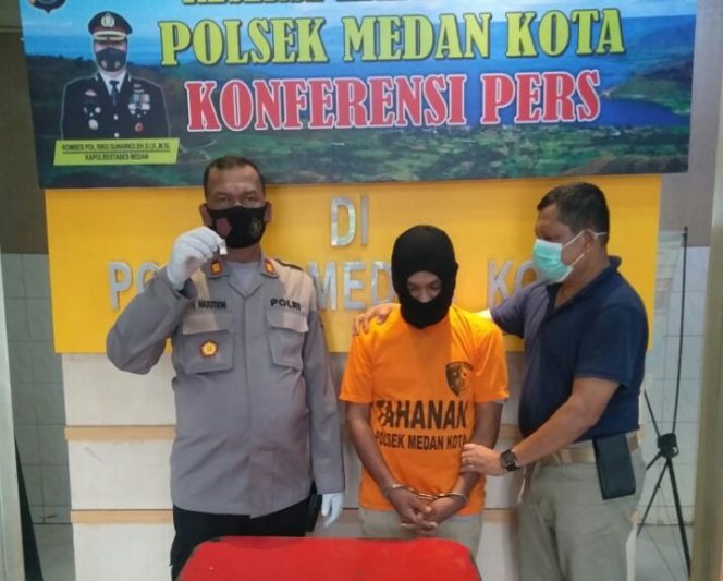
					Pengguna Sabu Diringkus Tekab Polsek Medan Kota Usai Beli Sabu