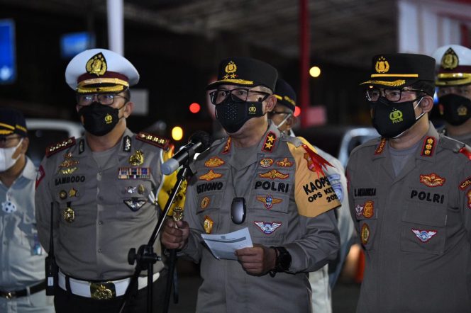 
					Random Tes Antigen Pemudik Masuk Jakarta 13.675 Orang, Kakorlantas : 72 Reaktif Covid-19