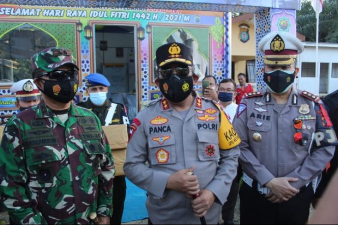 
					Operasi Ketupat 2021 Berakhir, Kapoldasu : Pos Pengamanan Pastikan Pelintas Swab Antigen