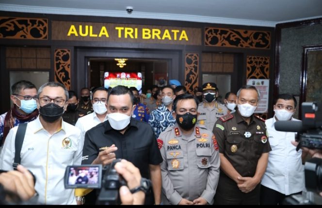 
					Kapolda Sumut Dampingi Komisi III DPR RI Saat Berkunjung ke Polda Sumut