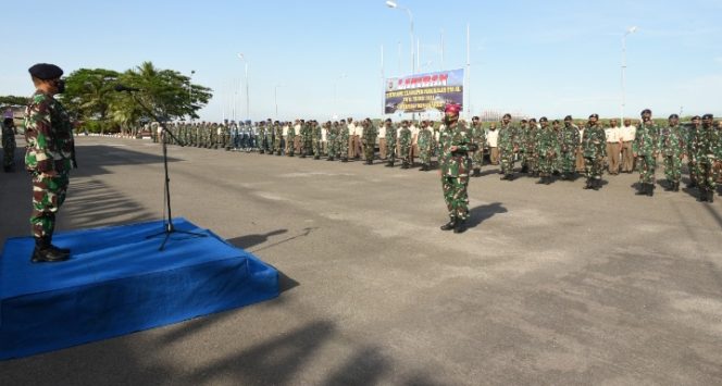 
					Danlantamal I Pimpin Apel Khusus Dalam Rangka Entry Brifing Di Mako Lantamal I Belawan