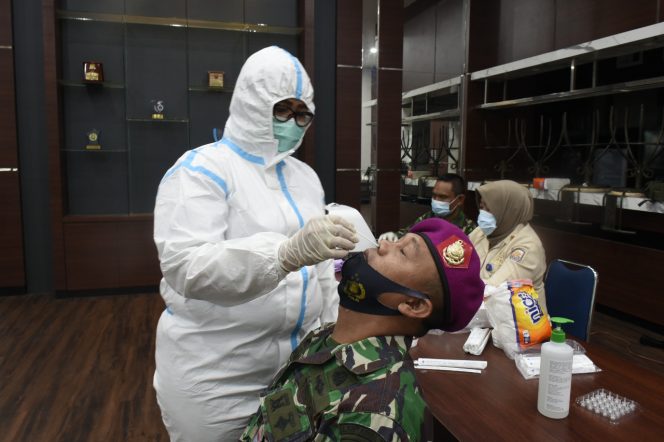 
					Cegah Penularan Dini Covid 19 Segenap Prajurit Dan PNS Mako Lantamal I Laksanakan Pemeriksaan Rapid Swab Antigen