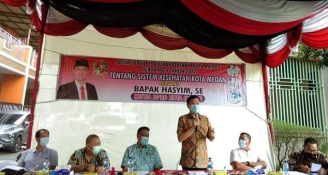
					Hasyim, SE Ketua DPRD Medan Sosialisasi Perda no.4 Tahun 2012 Tentang Sistem Kesehatan Kota Medan