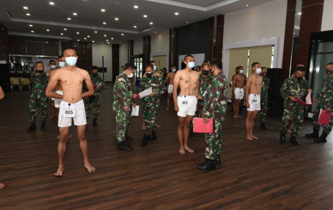 
					Danlantamal I Pimpin Sidang Pantukhir Daerah Panda Belawan Calon Taruna/Taruni AAL dan Calon Tamtama PK TNI AL TA 2021