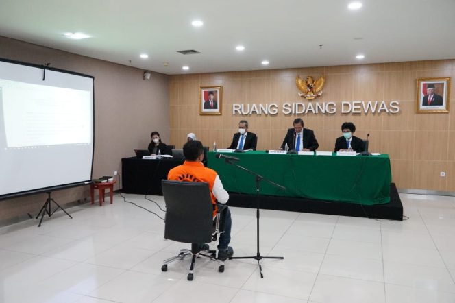 
					Langgar Kode Etik, Penyidik KPK Diberhentikan Tidak Dengan Hormat