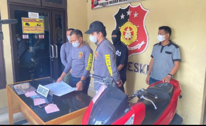 
					Tekab Reskrim Polsek Helvetia Berhasil Meringkus Pelaku Penjambretan Disaat Patroli