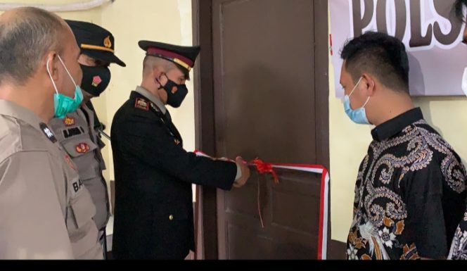 
					Kapolsek Percut Sei Tuan Resmikan Press Room ( Media Center)