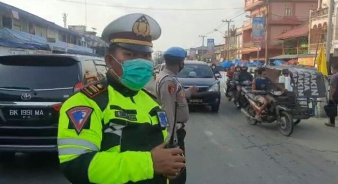 
					Amankan Jalur Medan-Berastagi, Karoops : Poldasu Terjunkan Tim Pengurai Setiap Weekend