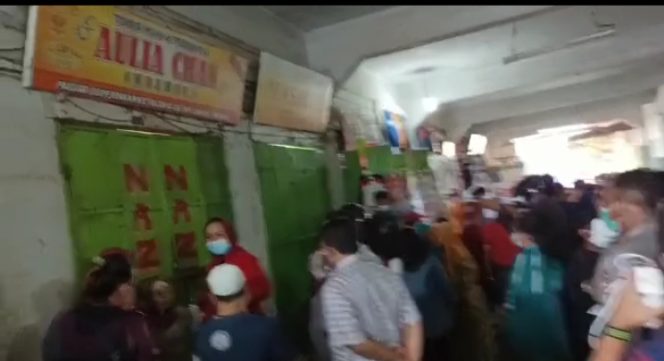 
					Toko Mas Dipasar Simpang Limun Dirampok Bersenjata Api