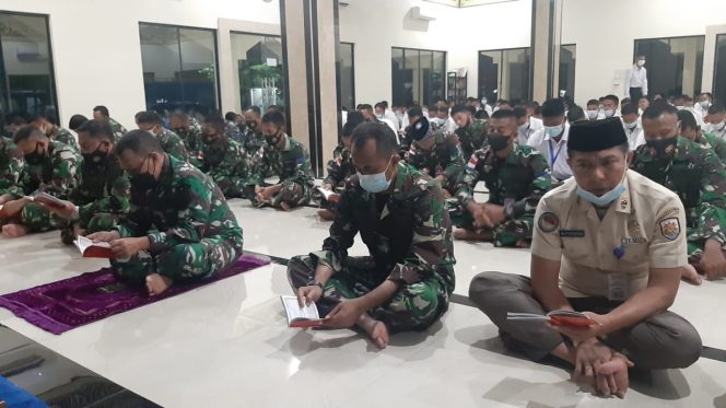 
					Prajurit TNI AL Lantamal I Laksanakan Doa Bersama Jelang HUT TNI Angkatan Laut Ke-76