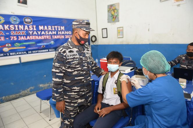 
					Penuhi Janji, TNI AL Lantamal I Kembali Berikan Vaksin Dosis 2 Terhadap Pelajar SMP, SMA Dan SMK Yayasan Hang Tuah Belawan