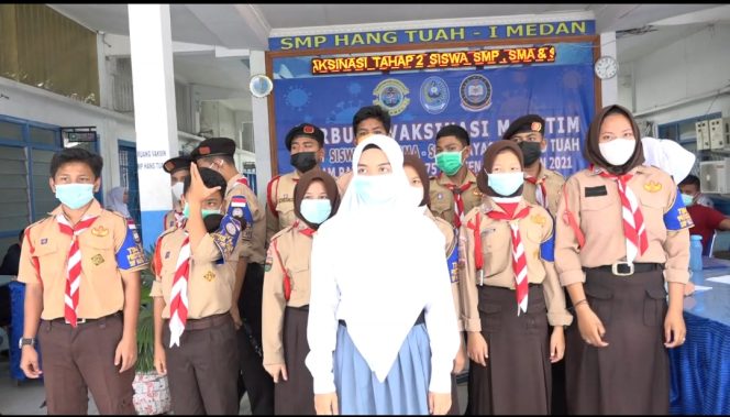 
					Harapan Siswi Adinda, Sekolah Tatap Muka Kembali Setelah Mendapat Vaksin Dosis 2 Dari TNI AL Lantamal I