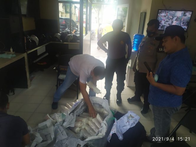 
					Dua Kurir Pengirim Benih Lobster Berhasil DiamankanI DIT Polairud Polda Kepri