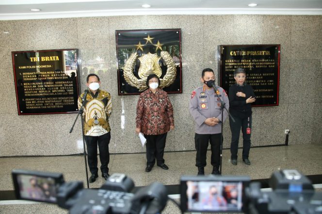 
					Ket foto : (DivHumPol)