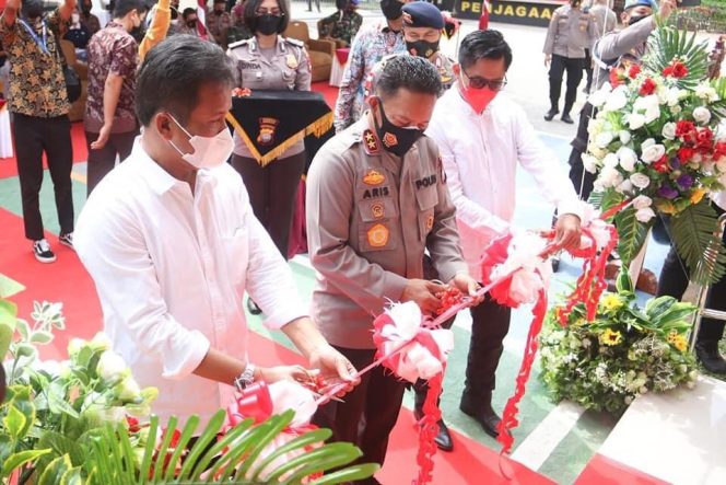 
					Rudi Hadiri Peresmian Gedung Pelayanan Terpadu Polresta Barelang