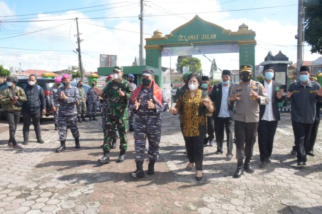 
					Bupati Dan Ketua MUI Kabupaten Karo Sambut Hangat Danlantamal I