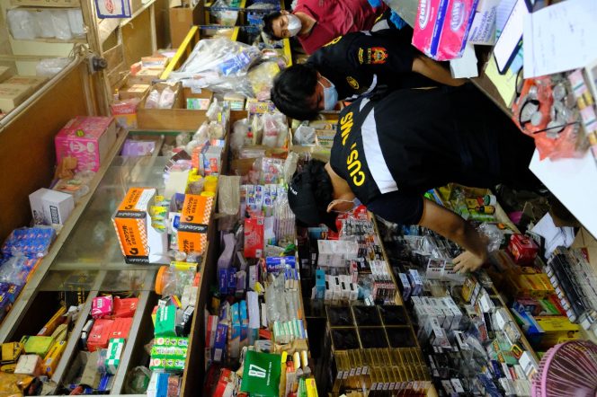
					Bea Dan Cukai Batam Gempur Rokok Ilegal Dan Miras Ilegal Hingga Rp65,8 Miliar