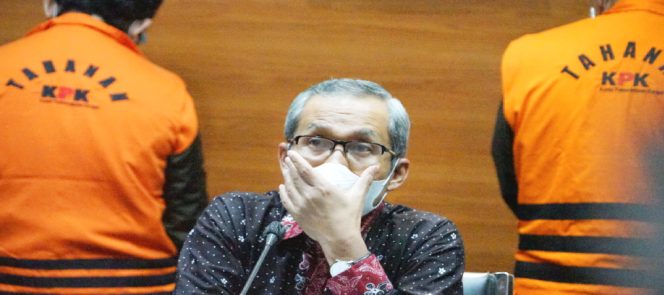 
					Ket foto; Wakil Ketua KPK Alexander Marwata di kantornya, Jakarta, Kamis, (25/11/2021). (HumKPK)