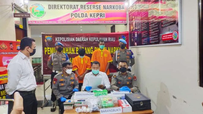 
					Ditresnarkoba Polda Kepri Gelar Pemusnahan Barang Bukti Jenis Sabu