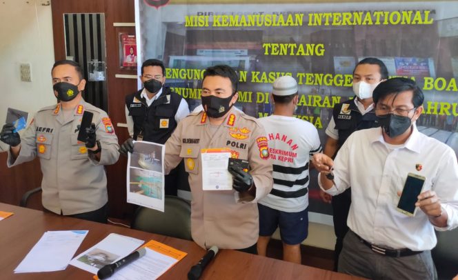 
					Polisi Tangkap Dua Orang Penampung TKI Ilegal Di Bengkong Dan Kampung Belian