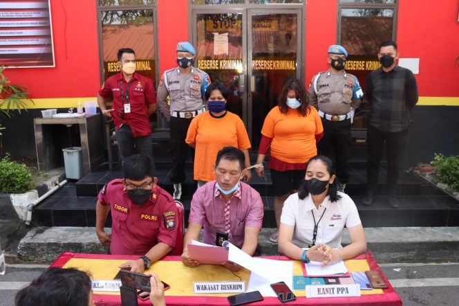
					Dua Wanita Pengurus PMI Illegal Diringkus Polresta Barelang