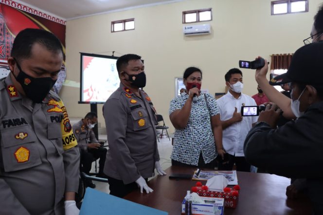 
					Polres Pelabuhan Belawan Tangkap 2 Pelaku Pembunuhan
