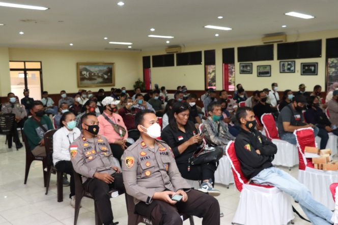 
					Kapolresta Barelang Jalin Silaturahmi Bersama Ketua Asosiasi Media Dan Awak Media Se-Kota Batam