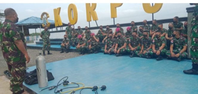 
					Pengenalan Dasar Alat Selam Kepada Prajuritnya Dan Satrol Lantamal I