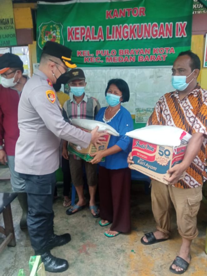 
					Muspika Kecamatan Medan Barat Tinjau Korban Banjir