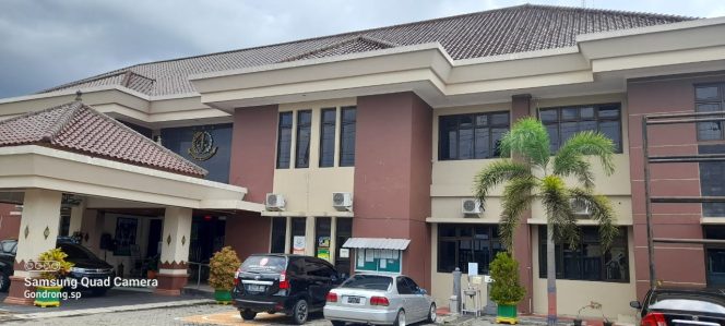 
					Dugaan Pungli PTSL Kelurahan  Sumberjo Tetap Akan Diusut Tuntas.