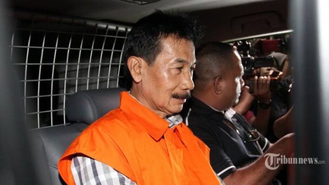 
					Bupati Solok Selatan yang terkait dengan upaya penindakan tindak pidana korupsi