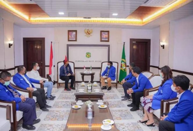 
					Wali Kota Medan Terima Undangan Ketum GAMKI