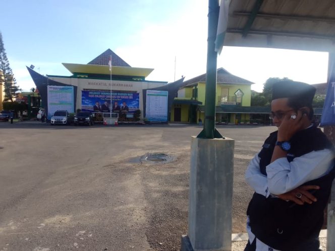 
					Eri : Madrasah (MAN 2 Padang) Harus Jelaskan Kepada Publik