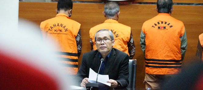 
					Ket foto:  Wakil Ketua KPK Alexander Marwata dalam keterangan pers di Gedung Merah Putih, Jakarta, Jumat (3/6/2022). (HumKPK)