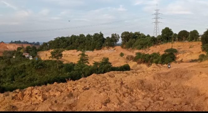 
					Diduga Tambang Bauksit Ilegal Beraktivitas Didalam Kawasan Hutan Lindung Kabil – Nongsa